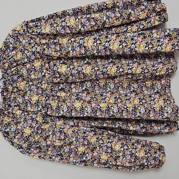 Universal Thread Women's Floral Balloon 3/4 Sleeve Yoke Peasant Top Size L - Picture 4 of 9